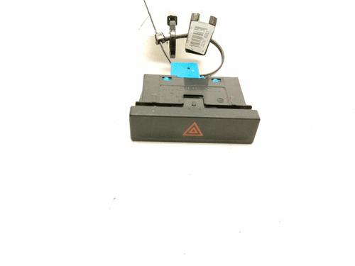 warning-switch-man-tge-van-2017-39974333 main image