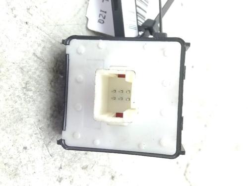 Left front window switch CITROËN C4 CACTUS 1.2 THP 110 | BP39581336I27 - Image 2