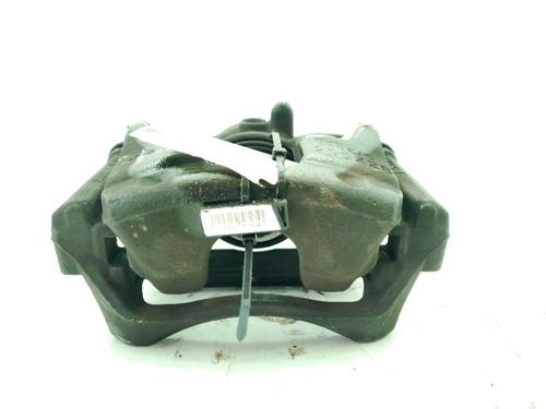 Używane Zacisk hamulca przedniego lewego INFINITI Q30 1.5 D (109 hp) 31695013