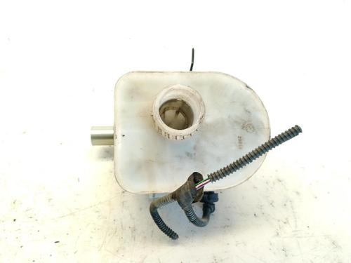 Used Brake master cylinder IVECO DAILY VI Van 33S15, 35S15, 35C15 (146 hp) 29421386