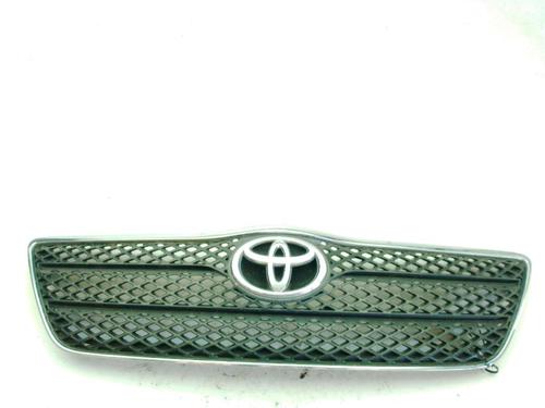Used Grille TOYOTA COROLLA (_E12_) 2.0 D-4D (CDE120R, CDE120L_) (116 hp) 29151643