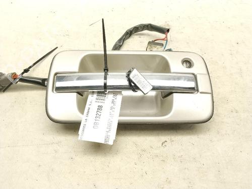 Used Front right exterior door handle Front right exterior door handle 36833461 36833461