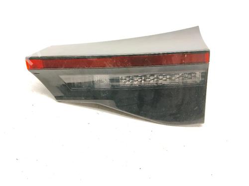 Używane Lampa tylna klapy bagażnika prawa Lampa tylna klapy bagażnika prawa TOYOTA YARIS CROSS (MXP_) 1.5 Hybrid (MXPJ10) (116 hp) 37088027 37088027