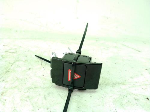 Used Warning switch Warning switch AUDI A6 C7 (4G2, 4GC) 3.0 TDI (218 hp) 39899751 39899751