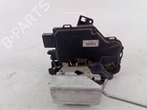 Venstre foran lås AUDI A4 B6 Convertible (8H7) 2.5 TDI (163 hp) 18373028