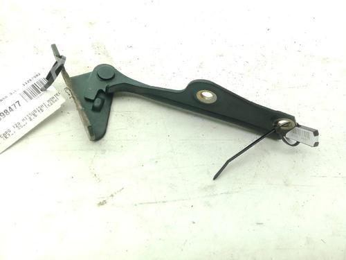 Charnière/Limiteur de porte MITSUBISHI PAJERO SPORT I (K7_, K9_) 2.5 TD (K94W) (99 hp) 32104094