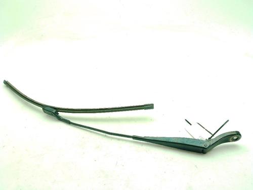 Vindspejlsviskerarm Vindspejlsviskerarm PEUGEOT 2008 I (CU_) 1.2 VTi (82 hp) 33871554 33871554