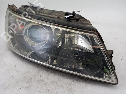 Used Right headlight HYUNDAI SONATA V (NF) 2.0 CRDi (140 hp) 18372224