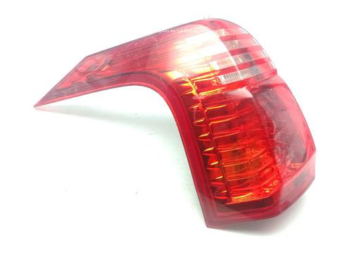 Venstre baglygte PEUGEOT 5008 (0U_, 0E_) 1.6 HDi (112 hp) 31871159