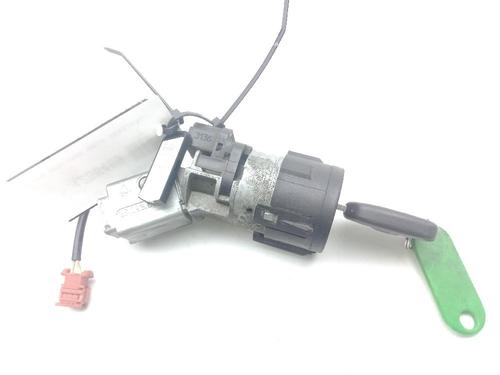 Used Ignition barrel PEUGEOT EXPERT Van (VF3A_, VF3U_, VF3X_) 2.0 HDi 120 (120 hp) 18369216
