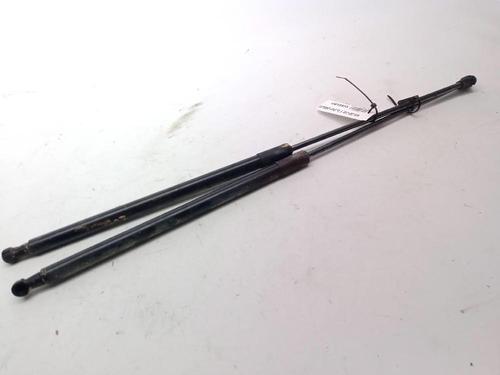 Tailgate lift support NISSAN JUKE (F15) 1.5 dCi | BP24042700C138