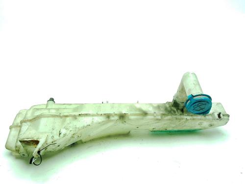 Used Windscreen washer tank SUZUKI GRAND VITARA I (FT, HT) 2.0 HDI 110 16V 4x4 (SQ420D, TD83V, JA420WD) (109 hp) 31012587