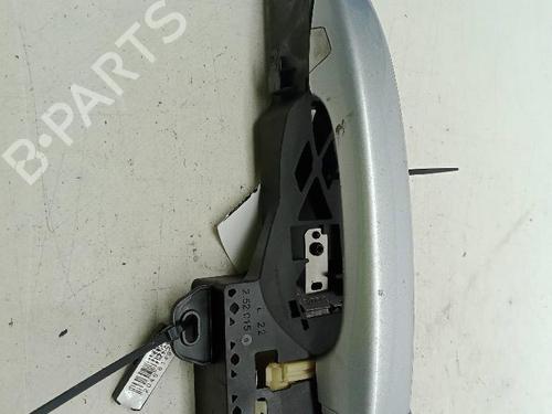 Used Rear left exterior door handle Rear left exterior door handle RENAULT MEGANE IV Hatchback (B9A/M/N_) 1.5 Blue dCi 115 (B9A6) (116 hp) 35895070 35895070