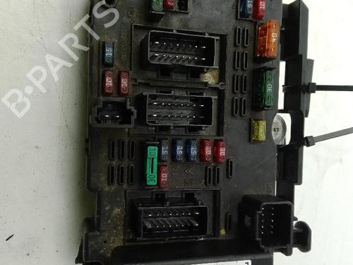 Used Fuse box Fuse box PEUGEOT 307 SW (3H) 2.0 HDI 110 (107 hp) 39578778 39578778