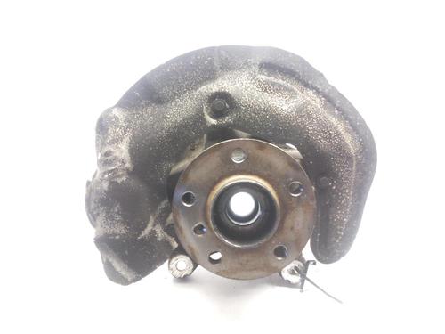 Used Right front steering knuckle BMW 2 Gran Tourer (F46) 218 d (150 hp) 24044150