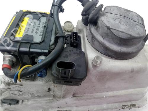 Right headlight VOLVO V40 Estate (645) 1.9 DI | BP29555100C29 