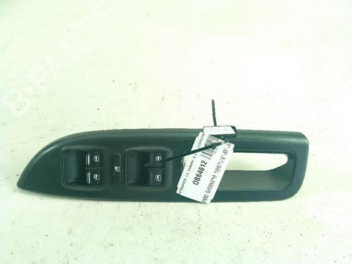 Pulsantiera anteriore sinistra SKODA OCTAVIA II (1Z3) 2.0 TDI 16V (140 hp) 28290657