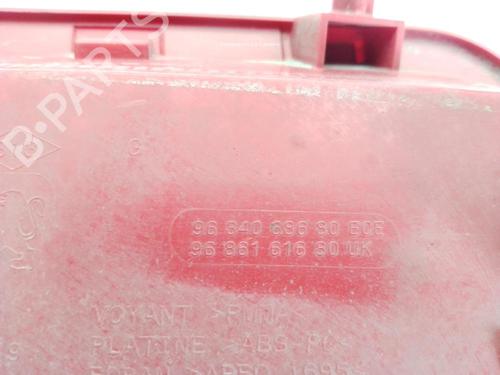 Left taillight PEUGEOT 5008 (0U_, 0E_) 2.0 HDi 150 / BlueHDi 150 | BP29875718C34 