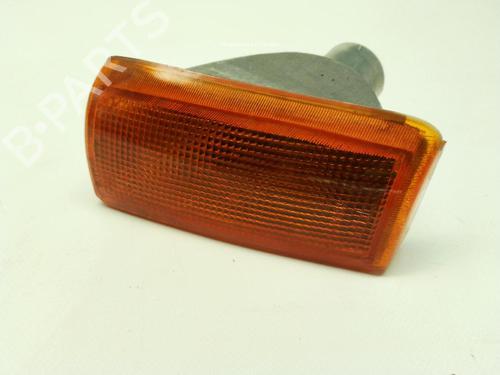 Used Right front indicator Right front indicator OPEL CORSA A Hatchback (S83) 1.3 S (F08, M08, F68, M68) (70 hp) 33014388 33014388
