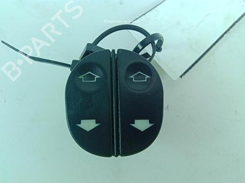 Used Left front window switch FORD FIESTA V (JH_, JD_) 1.6 TDCi (90 hp) 18375543