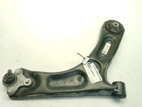 right-front-suspension-arm-hyundai-i30-estate-pde-2017-25753732 main image
