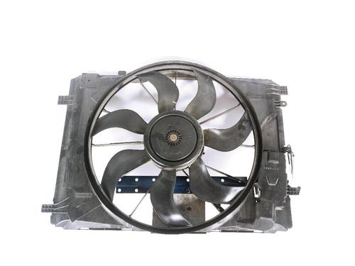 Used Radiator fan MERCEDES-BENZ GLA-CLASS (X156) GLA 200 CDI / d (156.908) (136 hp) 31990004