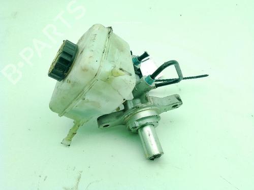 Used Brake master cylinder BMW 4 Gran Coupe (F36) 418 d (150 hp) 31125465