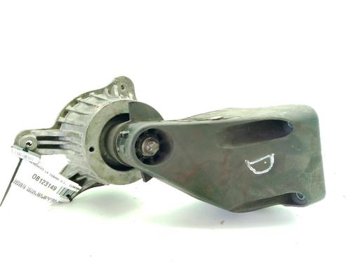 Used Engine mount Engine mount MERCEDES-BENZ E-CLASS (W213) E 220 d (213.004) (194 hp) 35721093 35721093