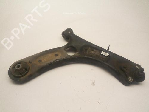 Used Right front suspension arm Right front suspension arm KIA CEED (CD) 1.6 CRDi 136 (136 hp) 24001632 24001632