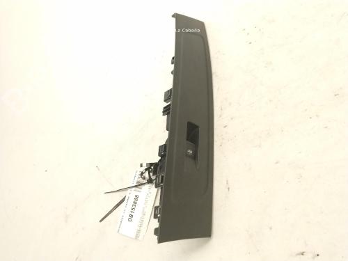 Used Right front window switch Right front window switch SKODA FABIA IV (PJ3) 1.0 TSI (95 hp) 40560662 40560662