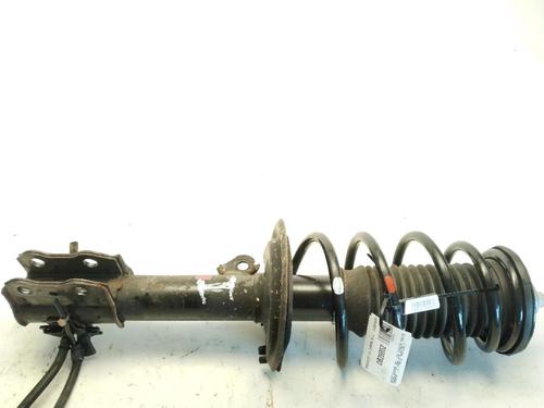 Used Left front shock absorber TOYOTA YARIS (_P13_) 1.5 Hybrid (NHP130_) (101 hp) 24545235