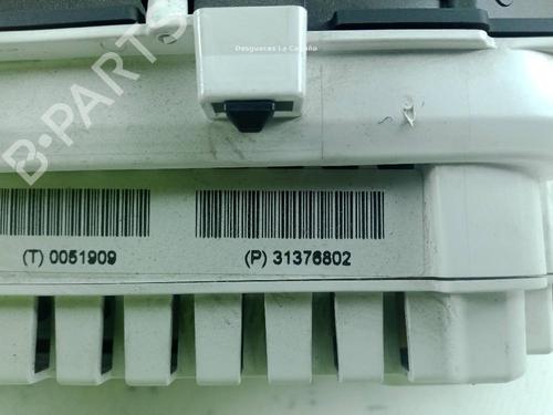Instrument cluster VOLVO V40 Cross Country (526) D3 | BP20302046C47 