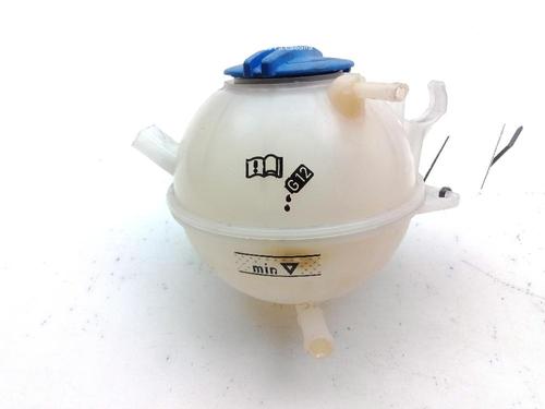 Used Expansion tank VW GOLF VI (5K1) 1.6 TDI (105 hp) 18357588