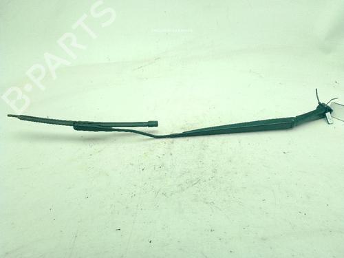 front-windshield-wiper-arm-hyundai-i20-iii-bc3-bi3-2020-27647848 main image