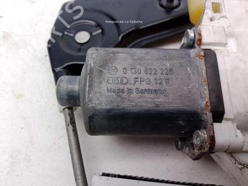 Front left window mechanism BMW 1 (E87) 118 d | BP28838813C22