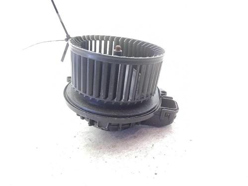 Heater blower motor BMW 3 Touring (F31) 320 d | BP24046007M62 