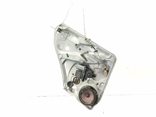 Rudehejsemekanisme venstre bagtil Rudehejsemekanisme venstre bagtil VW PASSAT B5.5 (3B3) 1.9 TDI (101 hp) 39739679 39739679