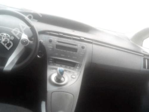 Used Parts TOYOTA PRIUS (_W3_) 1.8 Hybrid (ZVW3_) 4446024