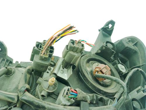 Højre forlygte MITSUBISHI OUTLANDER II (CW_W) 2.0 DI-D (CW8W) | BP30844723C29