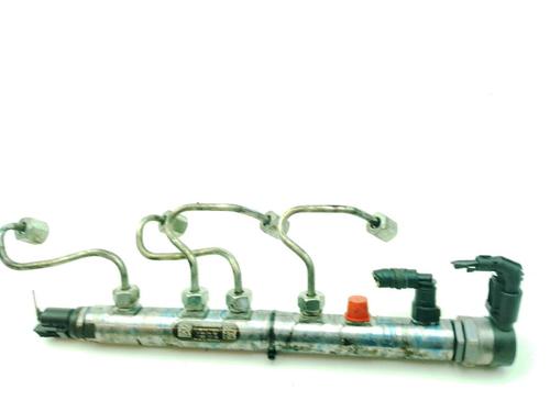 Used Injection rail Injection rail BMW 1 (F20) 118 d (143 hp) 36765713 36765713