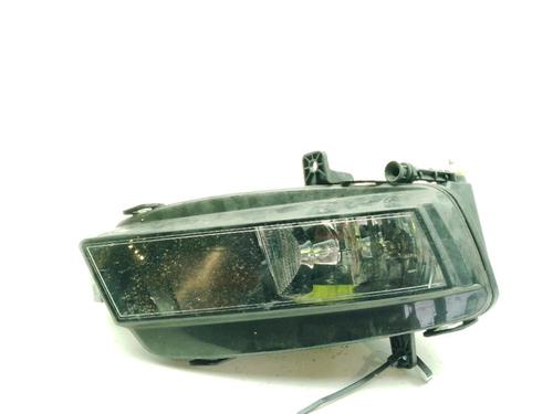Used Right front fog light VW GOLF VII (5G1, BQ1, BE1, BE2) 1.4 TSI (140 hp) 30747402