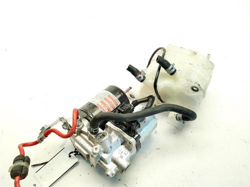 Used Vacuum pump TOYOTA RAV 4 IV (_A4_) 2.5 Hybrid (AVA42_) (197 hp) 24002031