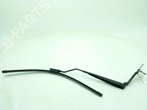 Front windshield wiper arm RENAULT CLIO IV (BH_) 0.9 TCe 90 (BHNF, BHMA, BHMH, BHJK, BHJR) | BP29129635C143 