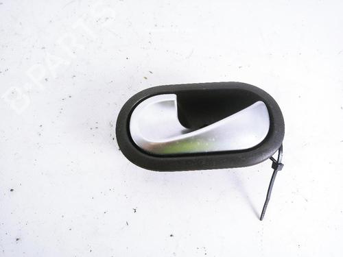 Used Front left interior door handle RENAULT SCÉNIC II (JM0/1_) 1.9 dCi (JM0G, JM12, JM1G, JM2C) (120 hp) 31988705