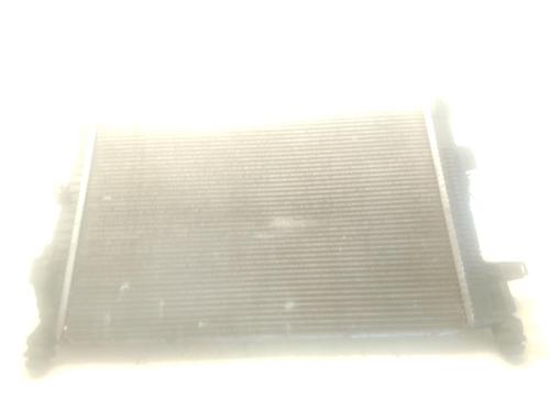 water-radiator-ford-c-max-ii-dxacb7-dxaceu-2010-2011-2012-2013-2014-2015-2016-2017-2018-2019-27555924 main image