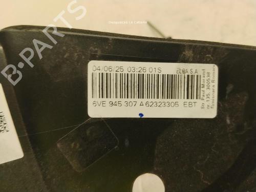 Left tailgate light SKODA FABIA IV (PJ3) 1.0 TSI | BP40560416C79  - Image 5