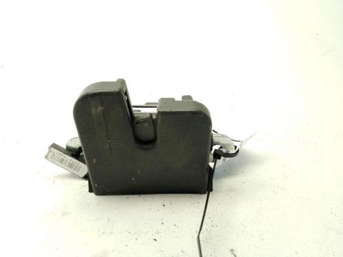 Used Tailgate lock VW GOLF VI (5K1) 2.0 TDI (136 hp) 30146265