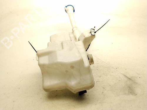 windscreen-washer-tank-volvo-v40-hatchback-525-2012-2013-2014-2015-2016-2017-2018-2019-36497045 main image