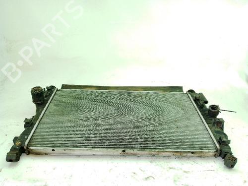 Used Water radiator Water radiator OPEL ZAFIRA TOURER C (P12) 2.0 CDTi (75) (130 hp) 40622387 40622387