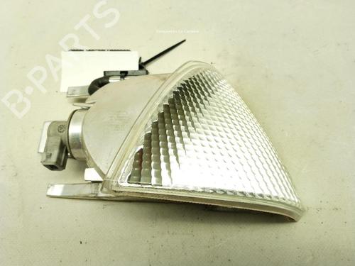 Used Right front indicator Right front indicator 39163764 39163764